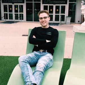 Meet your Posher, Tristan